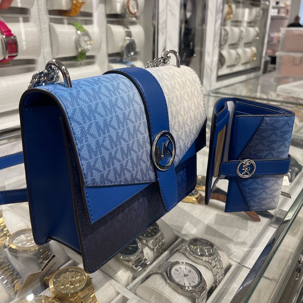 Michael Kors Greenwich Sm Color-Block Logo Flap Crossbody & Md Tri-Fold Wallet - Picture 15 of 16